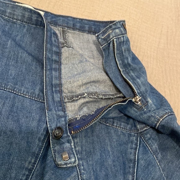 Gap 1969 Oceanside blue denim mini skirt . Size 29/8 . - Picture 7 of 9